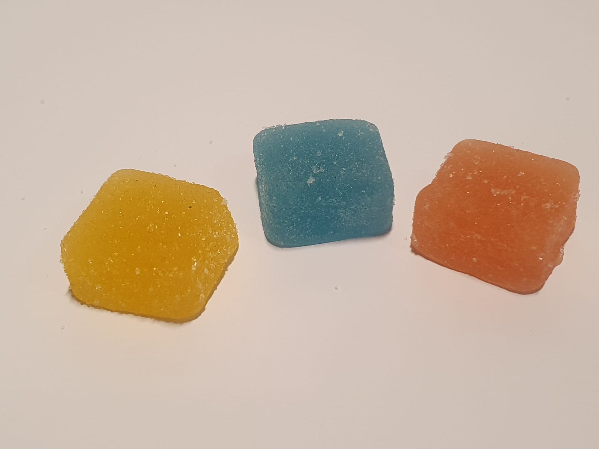les 3 gummies au thc pur vendus sur neoweed.fr